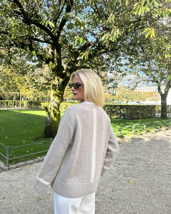 Gilli round neck kashmir - Sand/lyssand