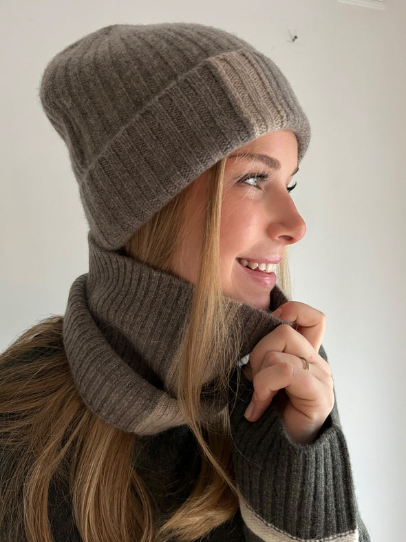 Cashmere hat dark sand/toast