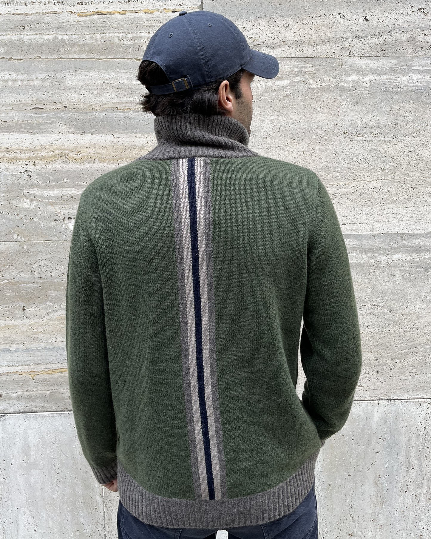 August Cardigan - Navy / sand colours