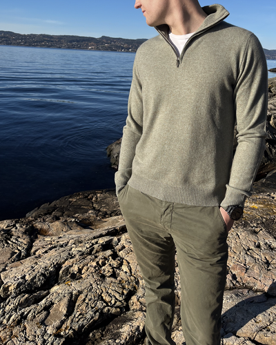 Christian half zip herre kashmir - lys oliven/sand