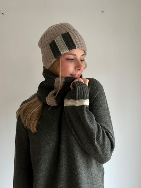 Cashmere hat toast/olive/light green