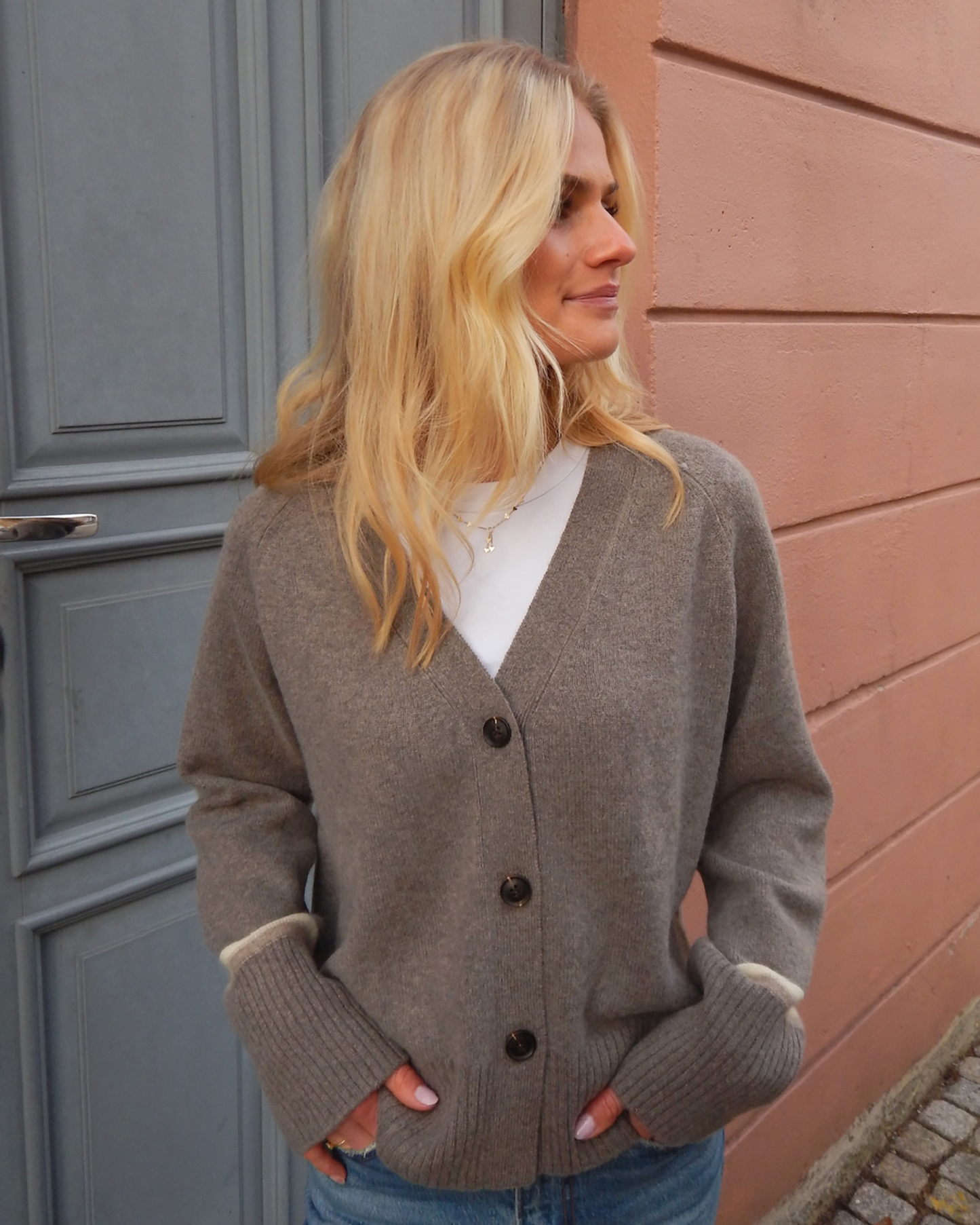 PRE ORDER Frye Cardigan - Toast/lyssand/lysegul