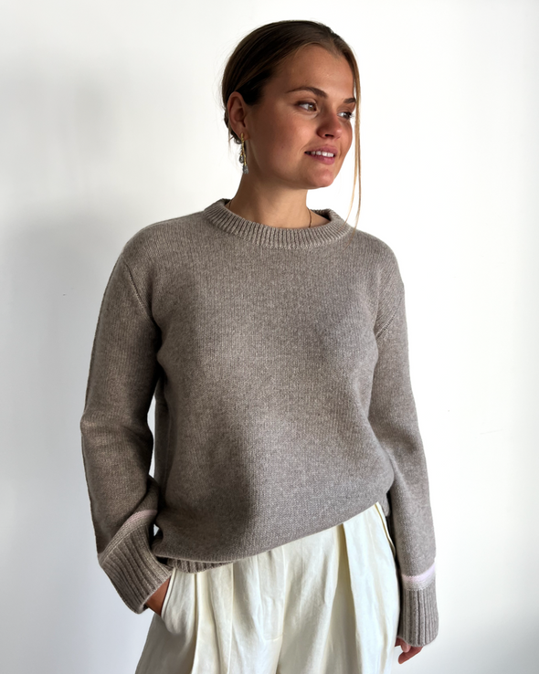 Gilli round neck kashmir - Sand/lyssand