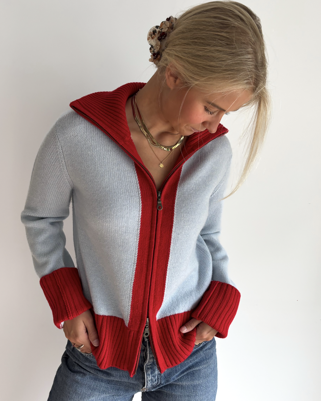 Contrast cardigan Lyseblå/rød/offwhite