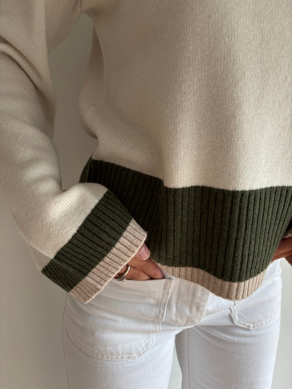 Vilma hettegenser Offwhite/oliven/sand