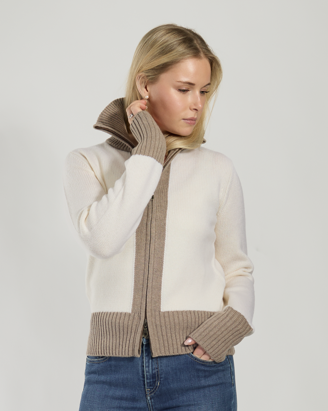 Contrast cardigan offwhite / sandfarger