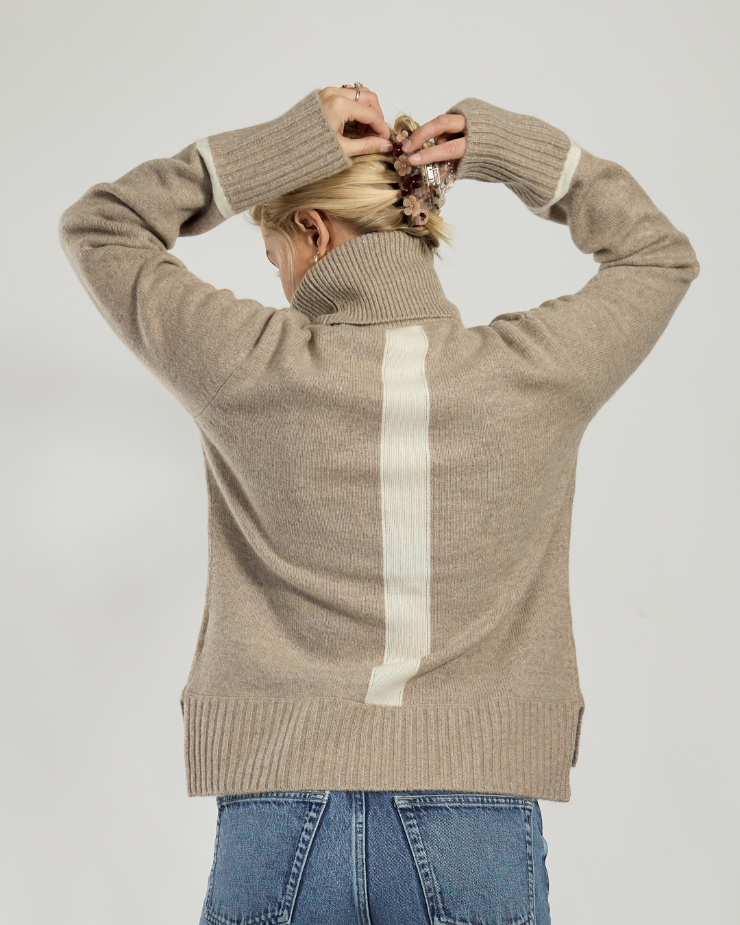 Roll neck jumper - Sand/offwhite