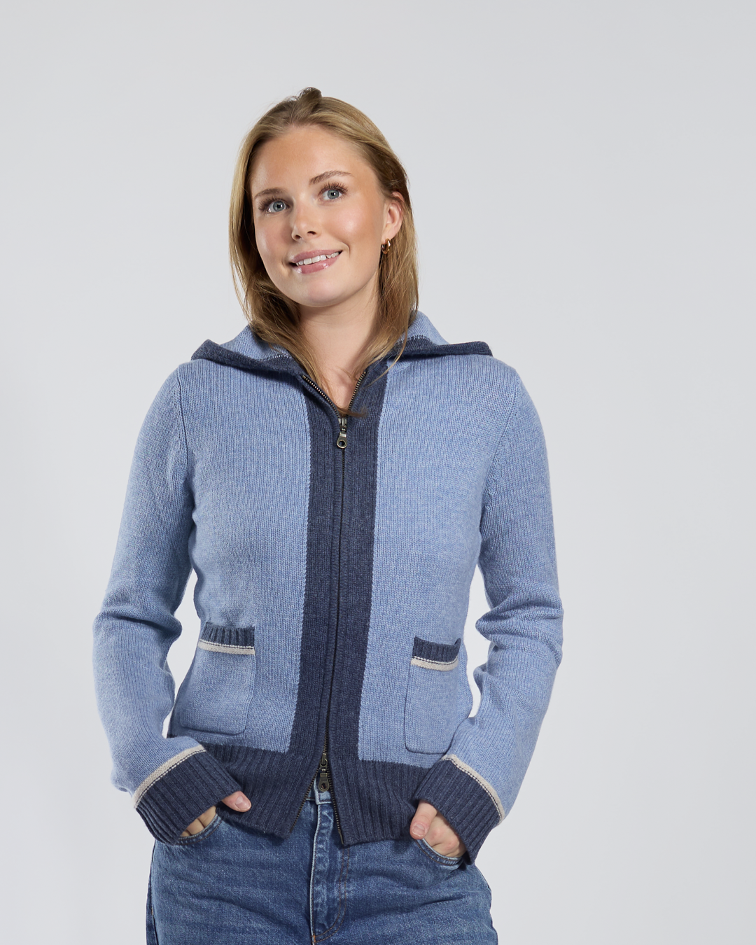Celeste hood cardigan mellomblå/navy/sand