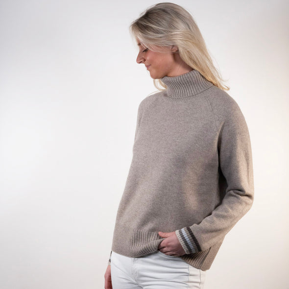 New Rollneck jumper - Sand/rainbow bruntoner