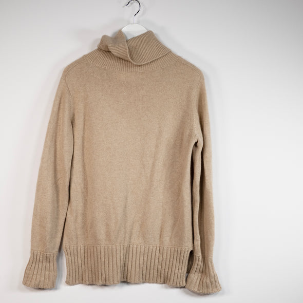 Roll neck kashmir sand