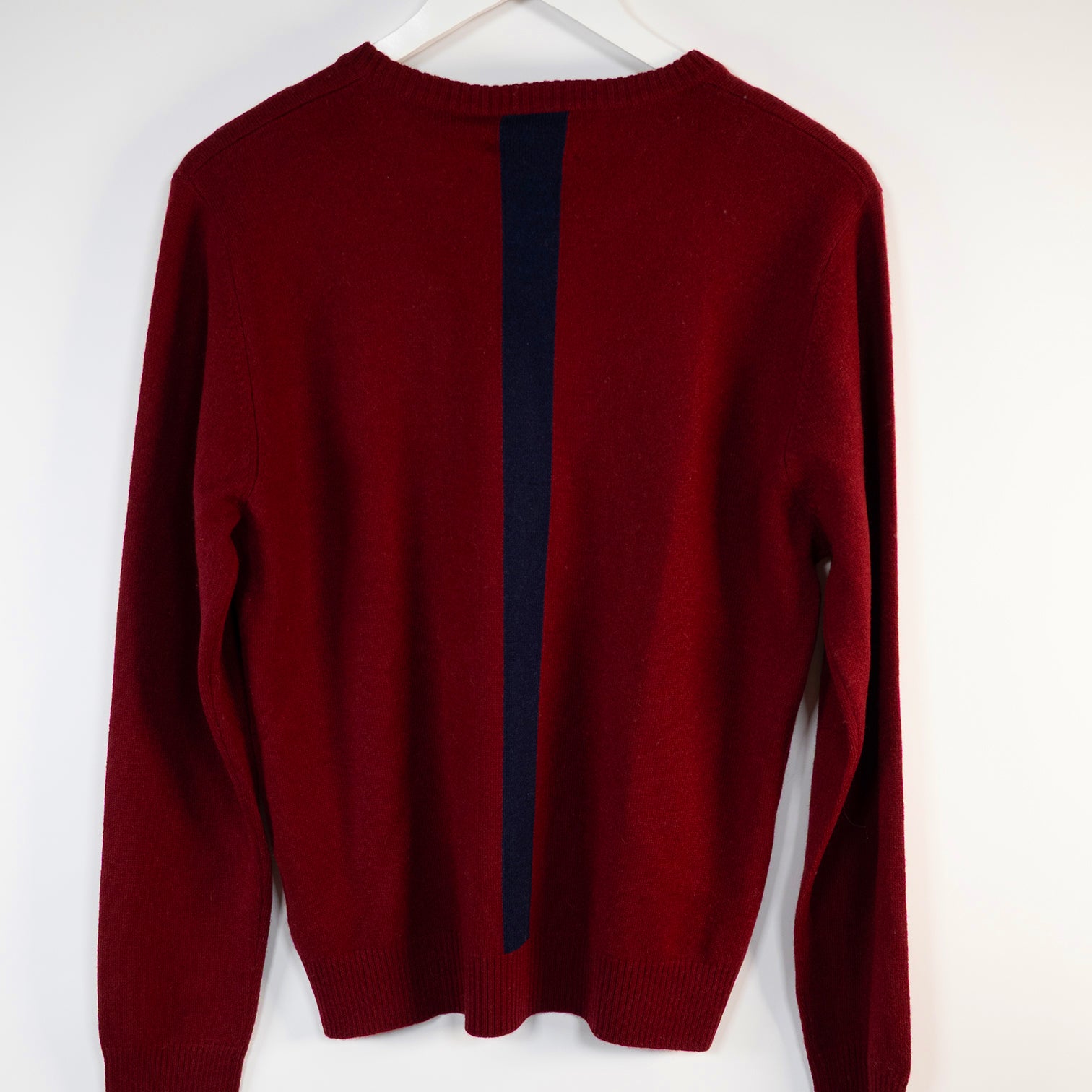 Round neck burgunder / navy