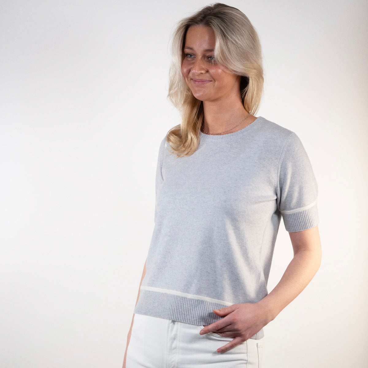 Colette short sleeve - Light blue/off-white