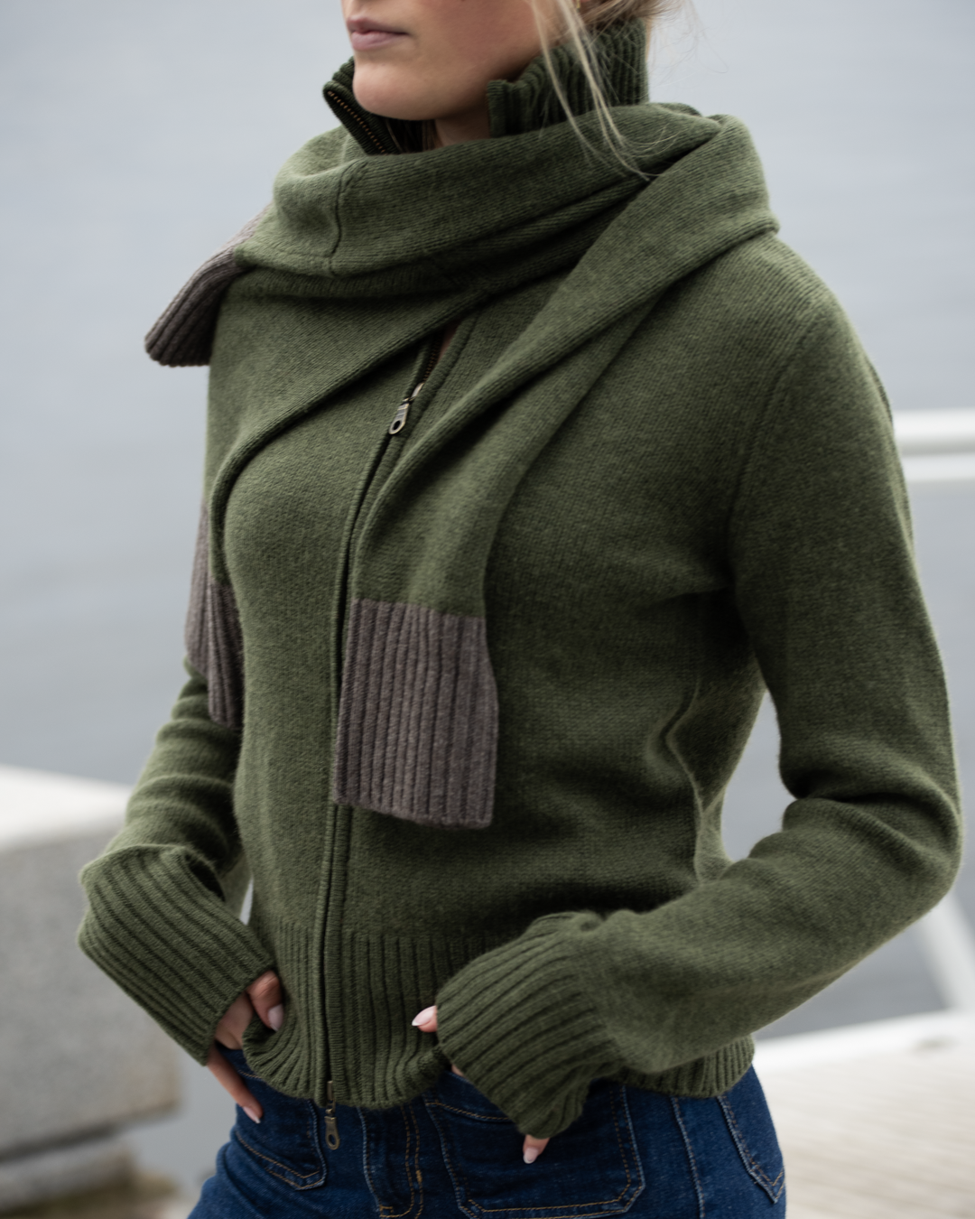 Contrast cardigan Oliven
