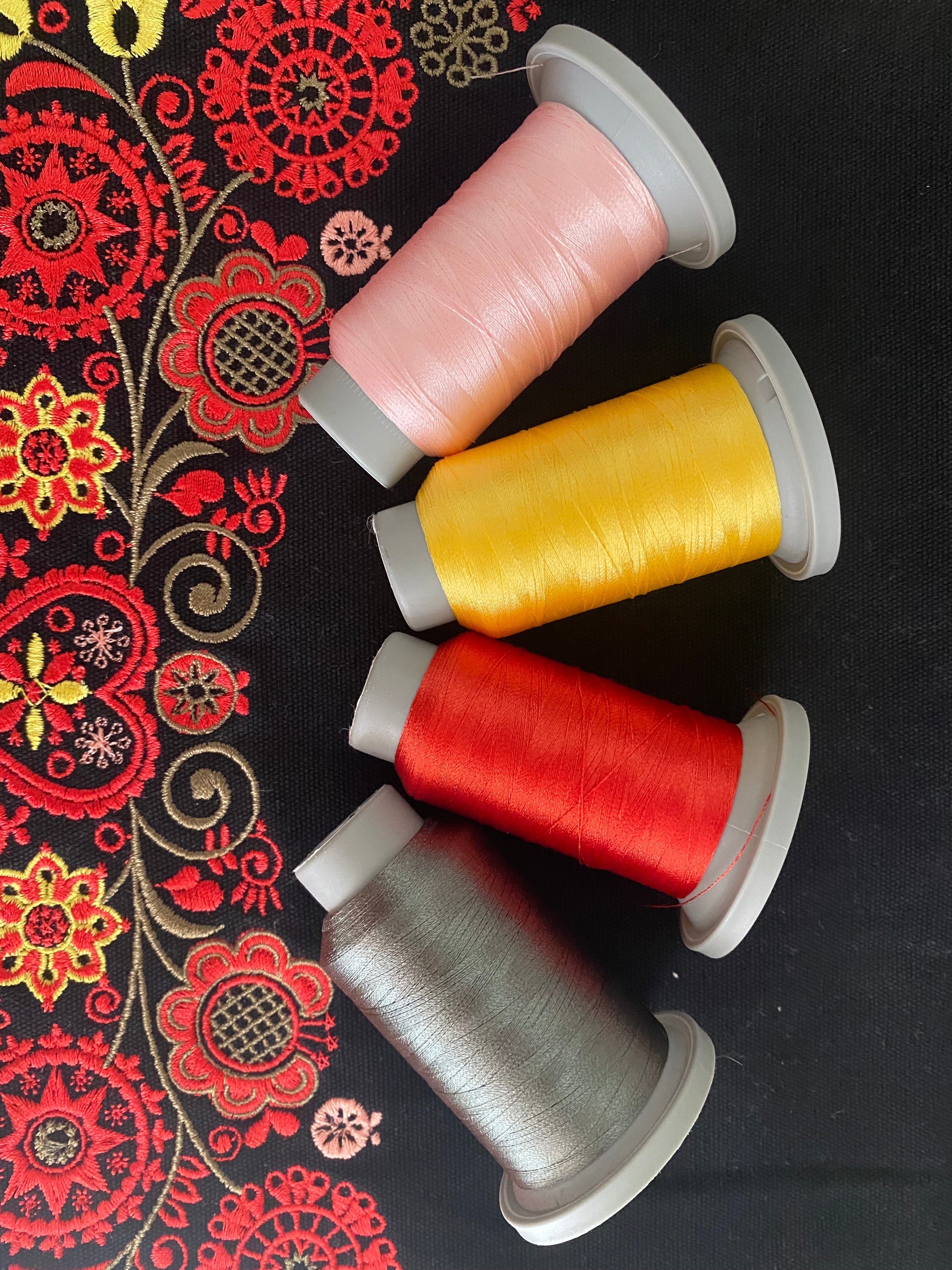 Skopose svart - rød/grønn