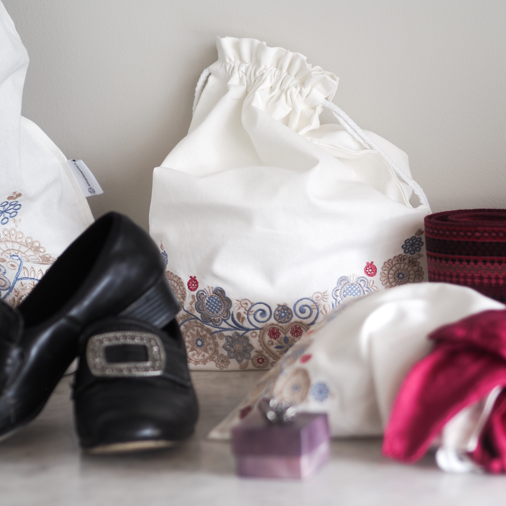 Bag set for shoes and accessories white - sand/pastel